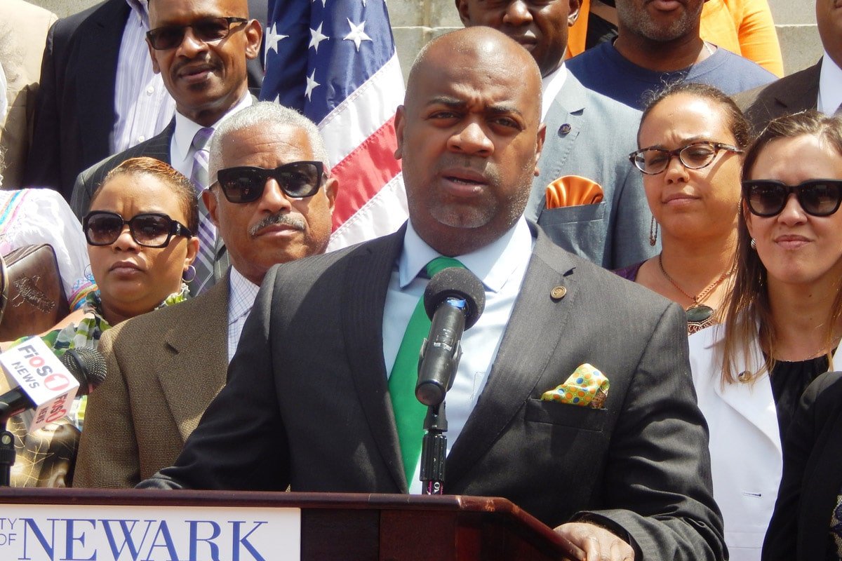 Mundo Inteligente - Prefeito de Newark