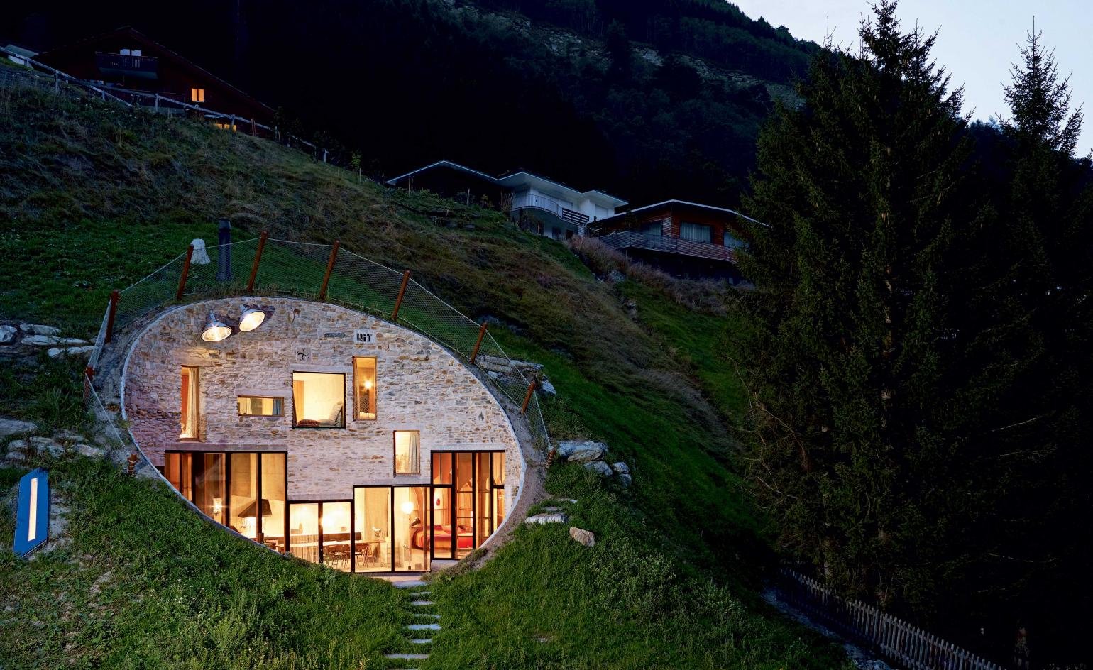 Casa enterrada - Casas Diferentes